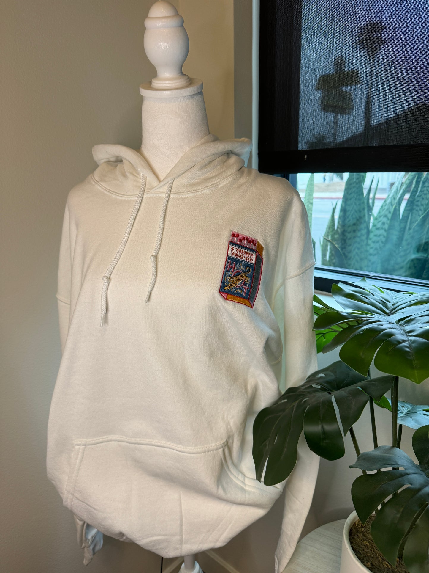 Hot Embroidered Hoodie White L CLEARANCE